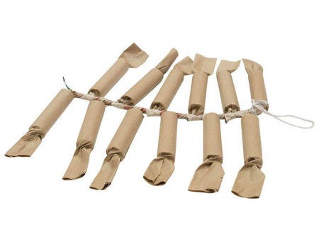 BOMBARDOS SZNUR FIRECRACKERS  12 PCS